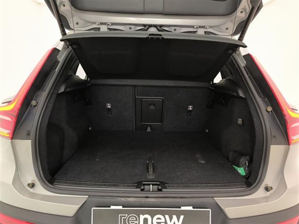 Volvo XC40 usata a Milano (14)