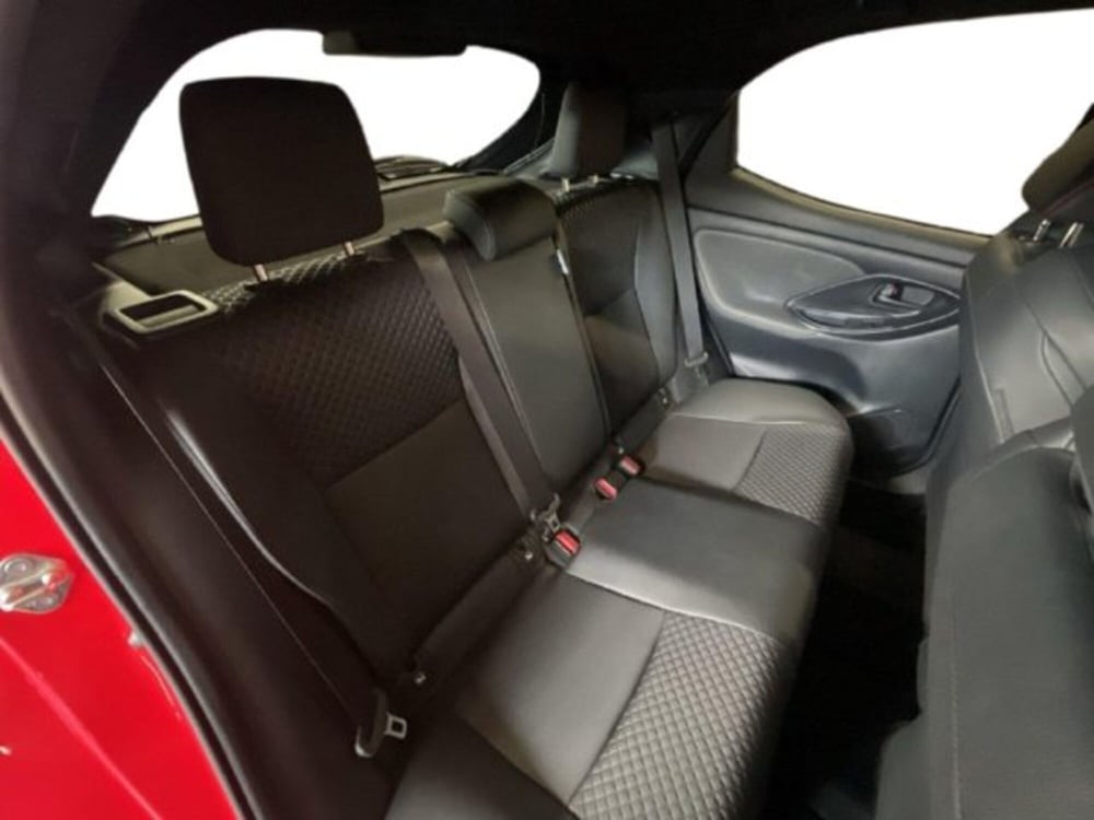 Toyota Yaris Cross usata a Vercelli (17)