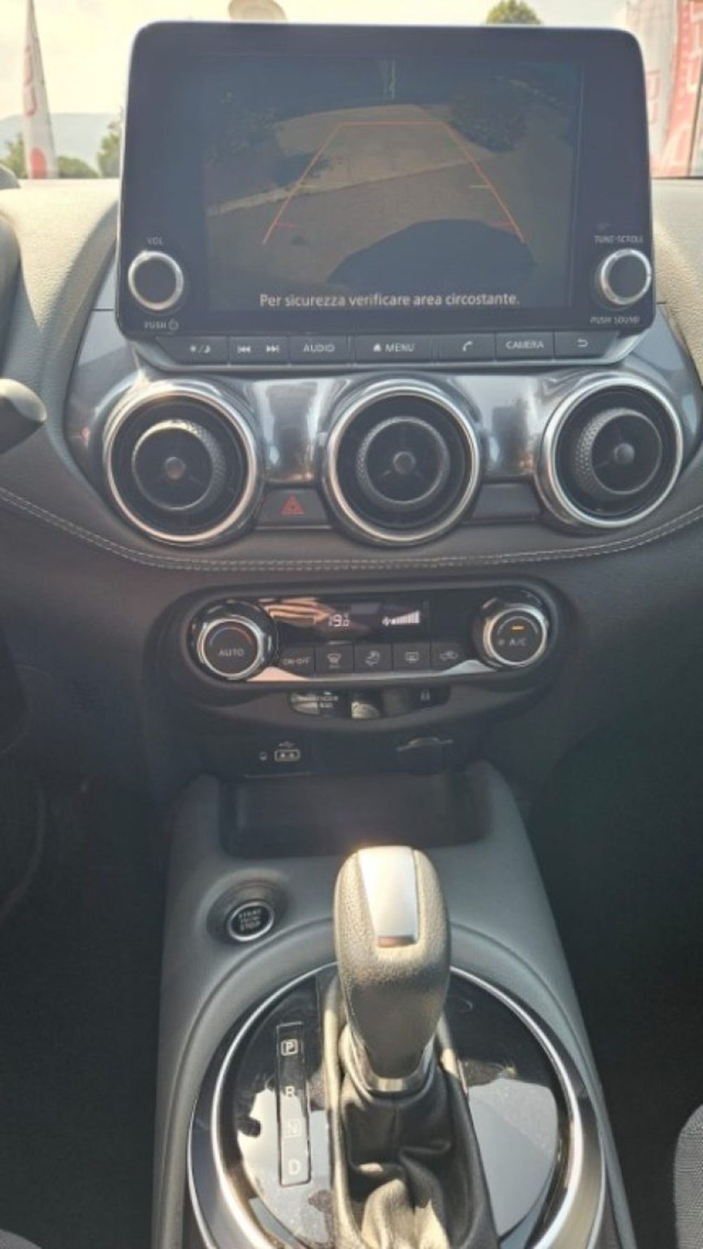 Nissan Juke usata a Lucca (14)