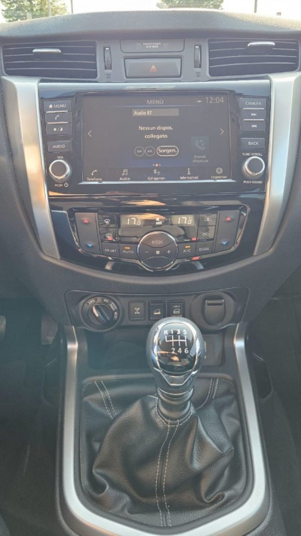 Nissan Navara usata a Lucca (16)