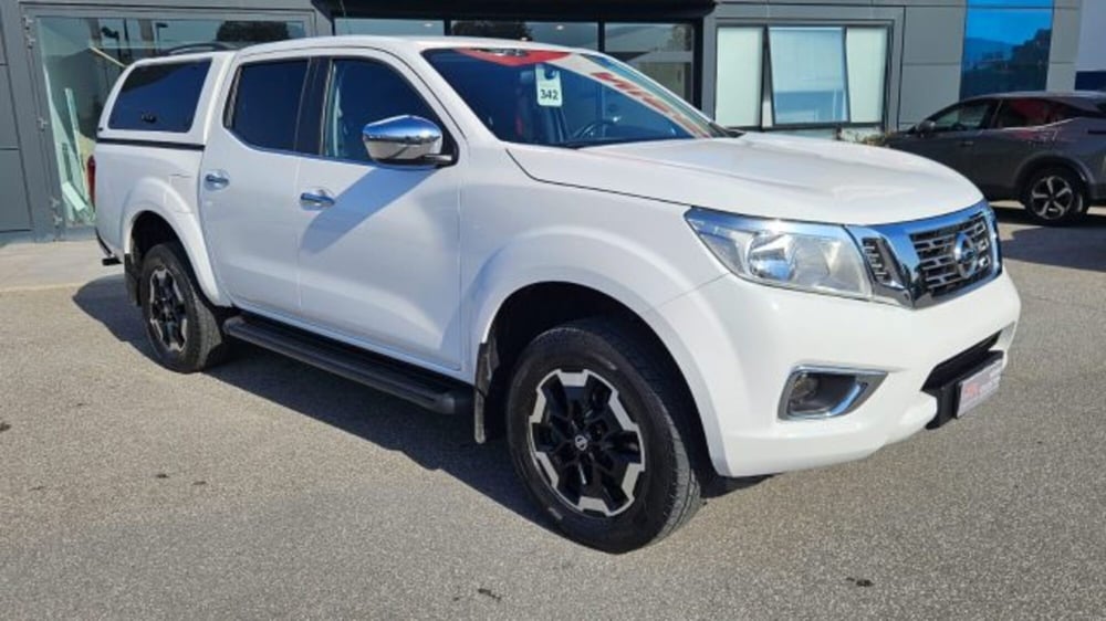 Nissan Navara usata a Lucca (2)