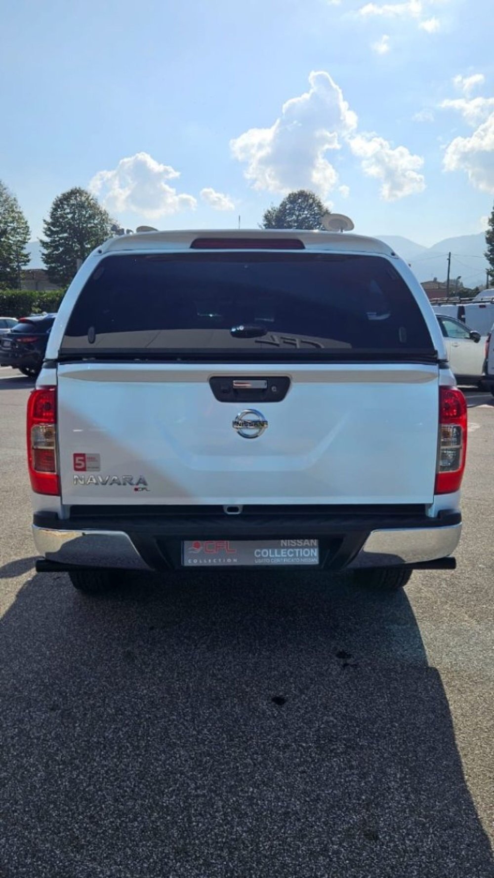 Nissan Navara usata a Lucca (5)