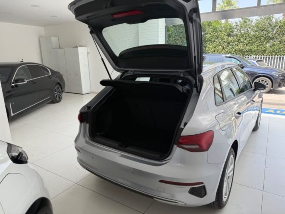 Audi A3 Sedan usata a Napoli (14)
