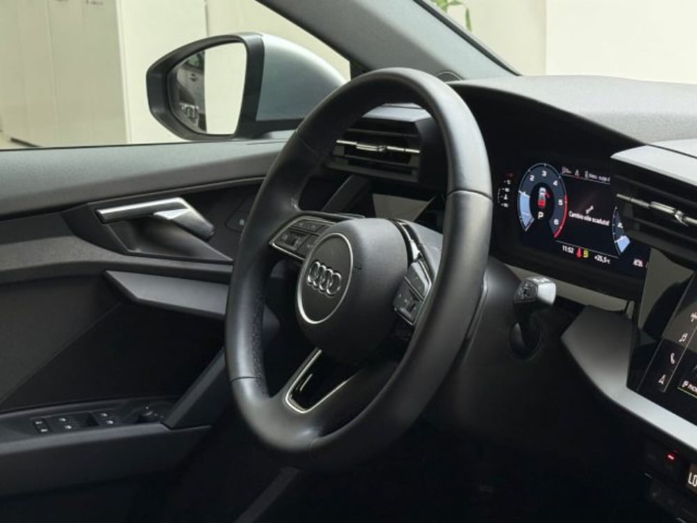 Audi A3 Sedan usata a Napoli (16)