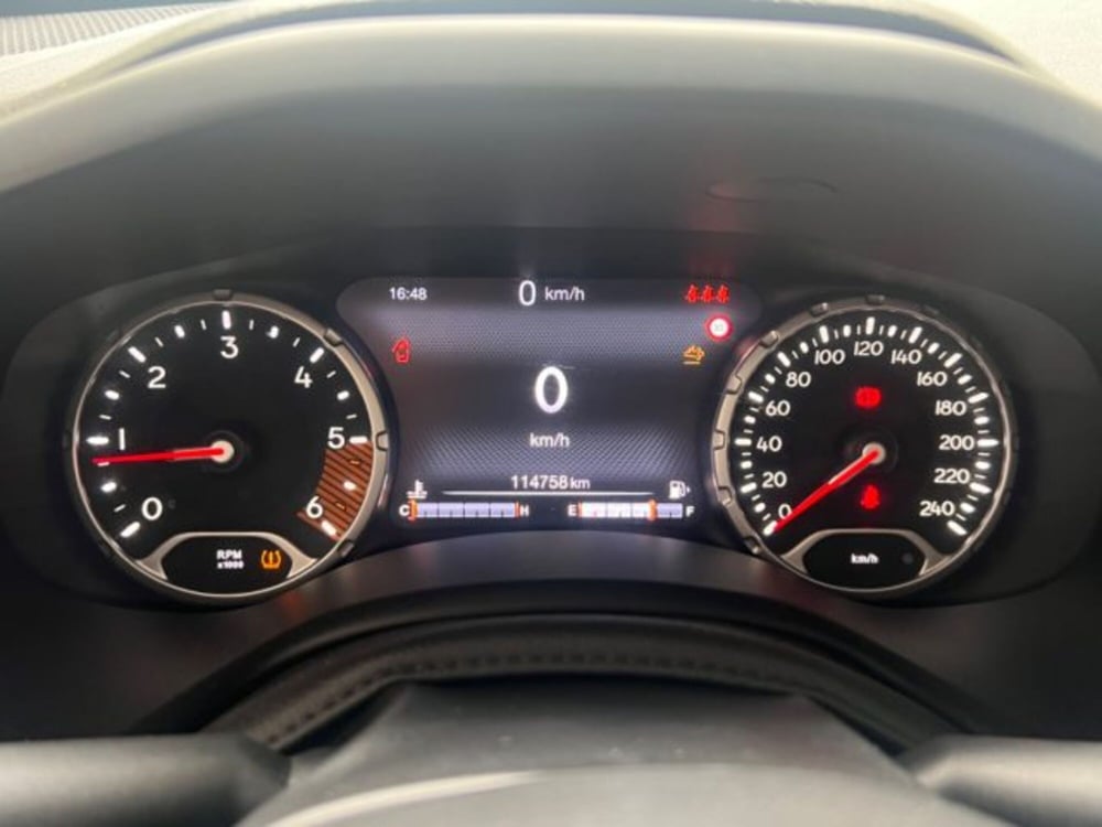 Jeep Renegade usata a Napoli (14)
