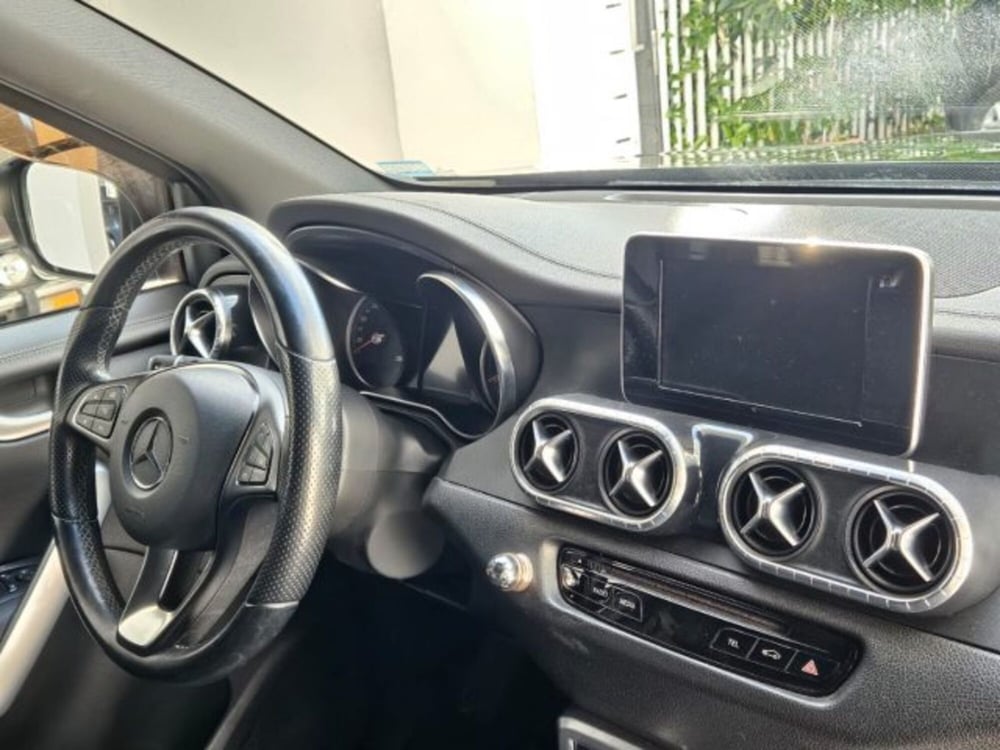 Mercedes-Benz Classe X Pick-up usata a Napoli (14)