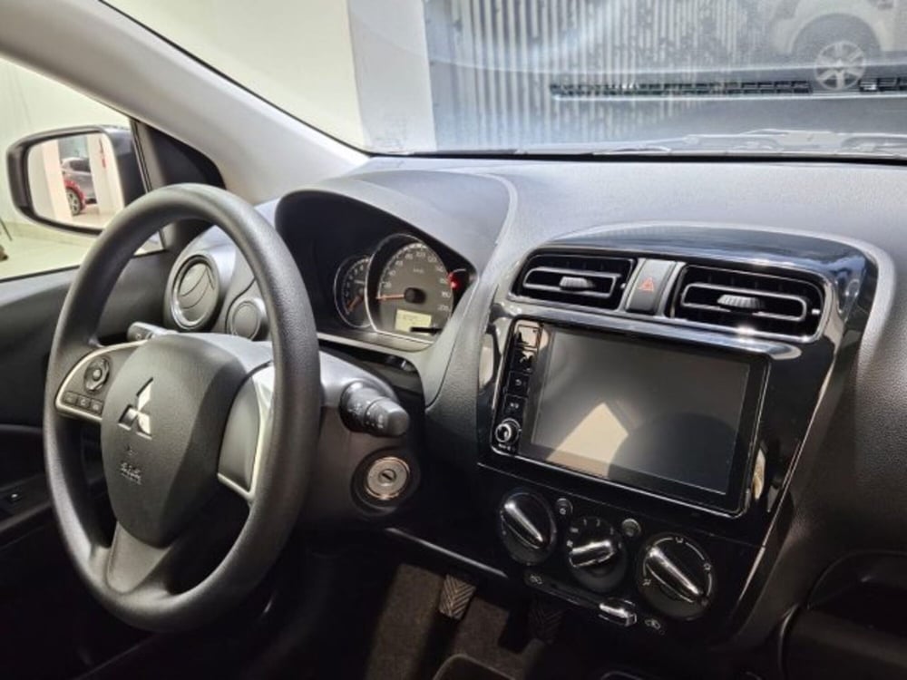 Mitsubishi Space Star usata a Napoli (7)