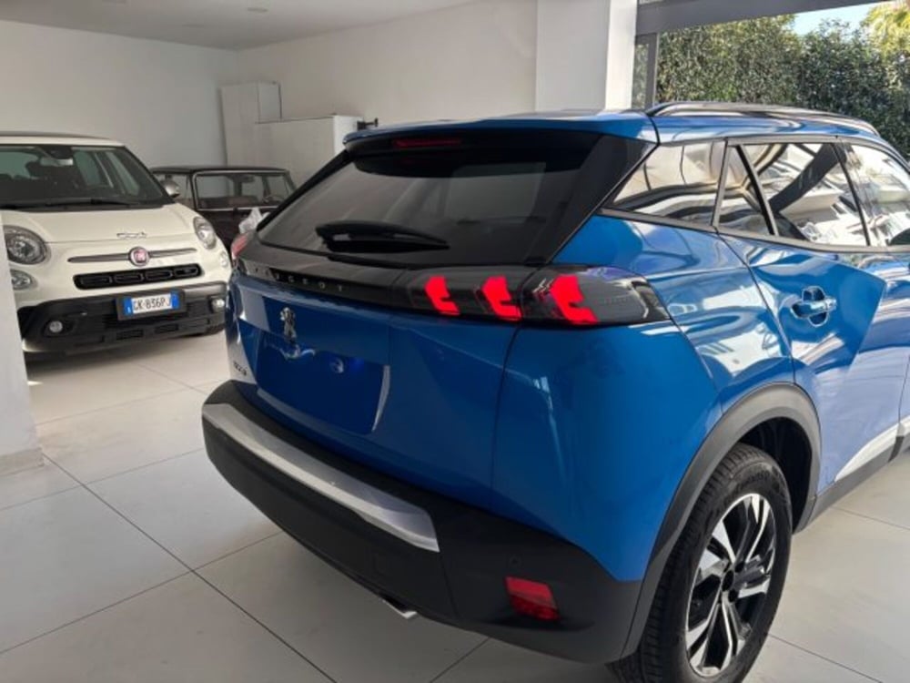 Peugeot 2008 nuova a Napoli (9)