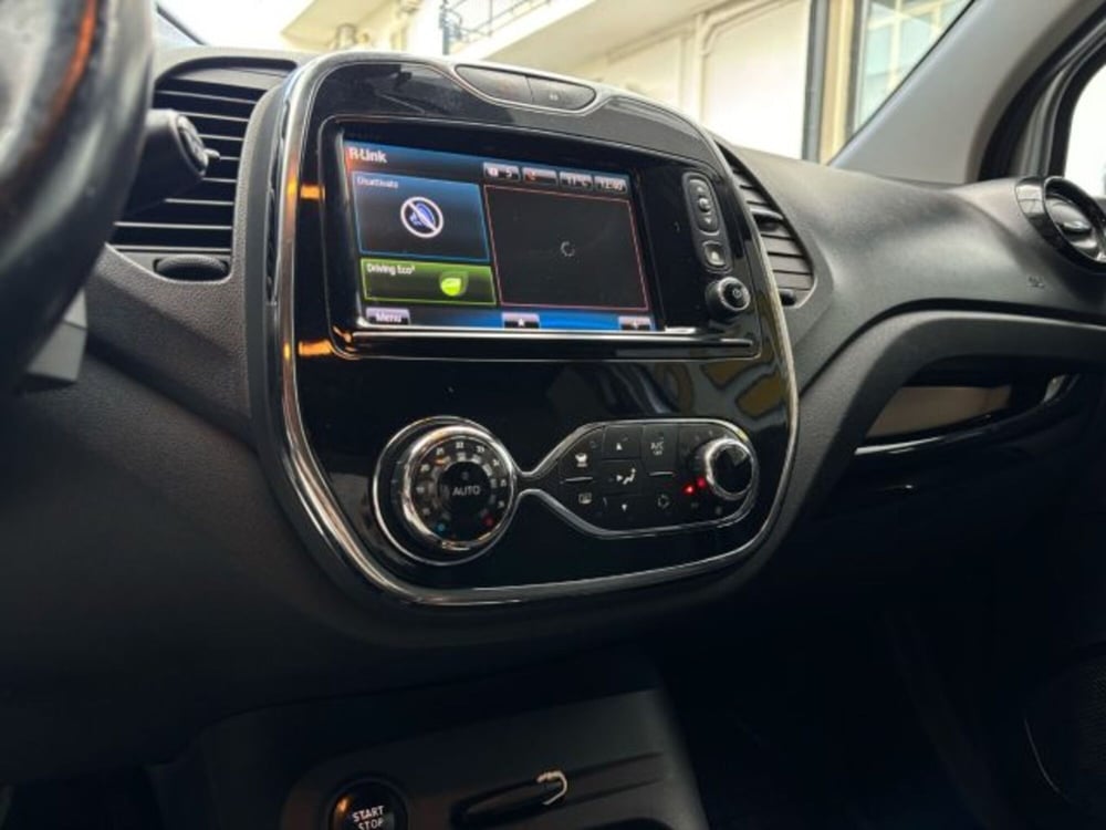 Renault Captur usata a Napoli (19)