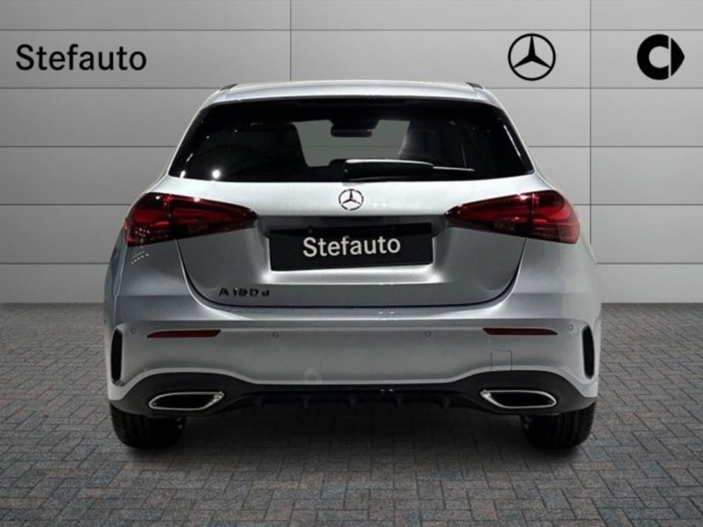Mercedes-Benz Classe A Sedan nuova a Bologna (6)