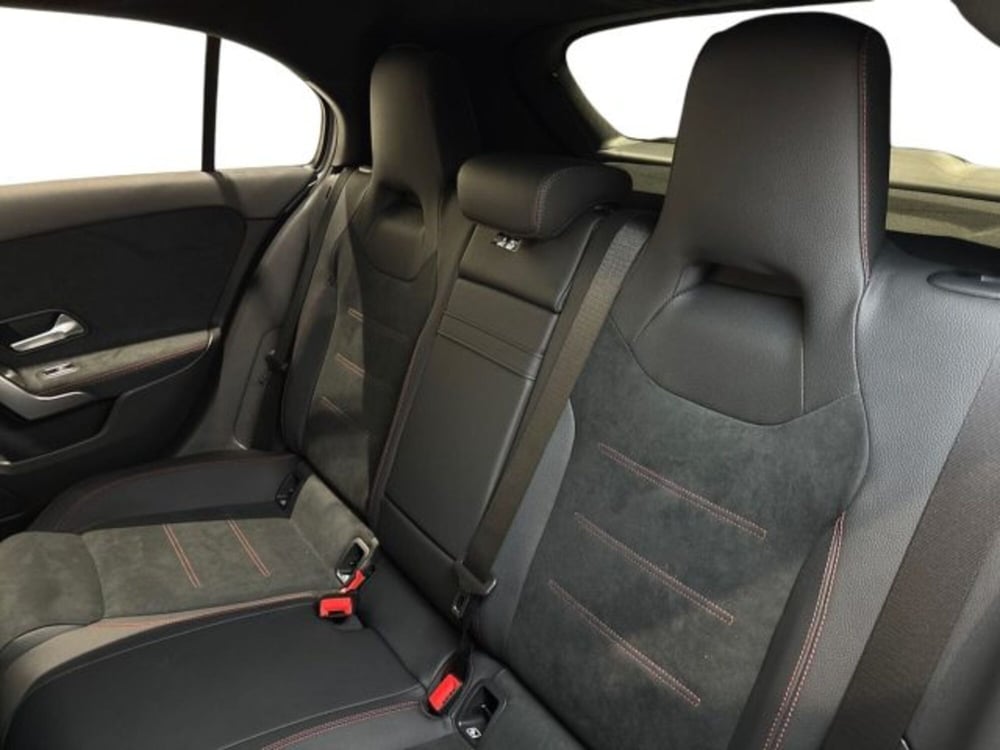 Mercedes-Benz Classe A Sedan nuova a Bologna (9)