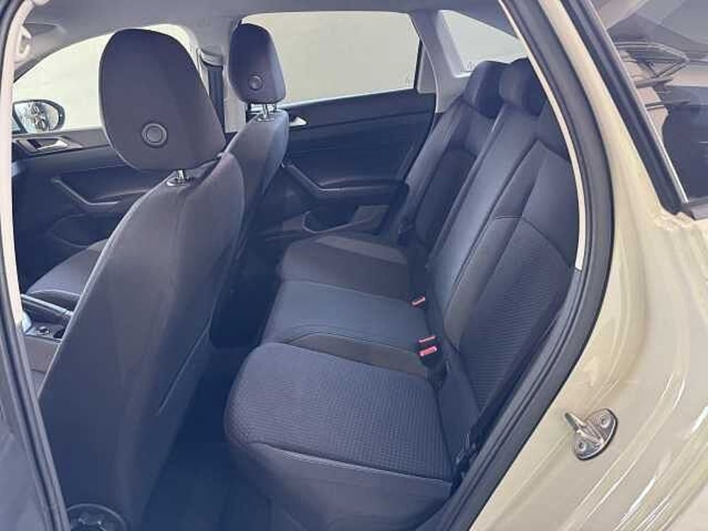 Volkswagen Taigo usata a Torino (9)