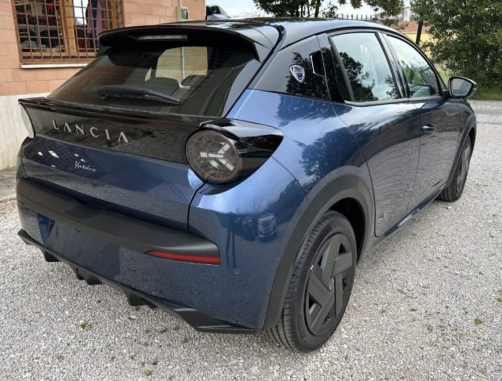 Lancia Ypsilon nuova a Roma (7)
