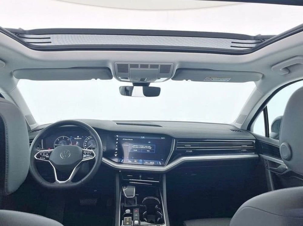 Volkswagen Touareg usata a Perugia (7)