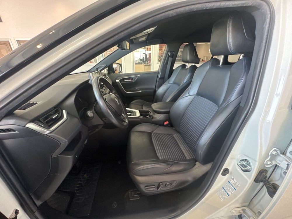 Toyota Rav4 nuova a Sassari (16)