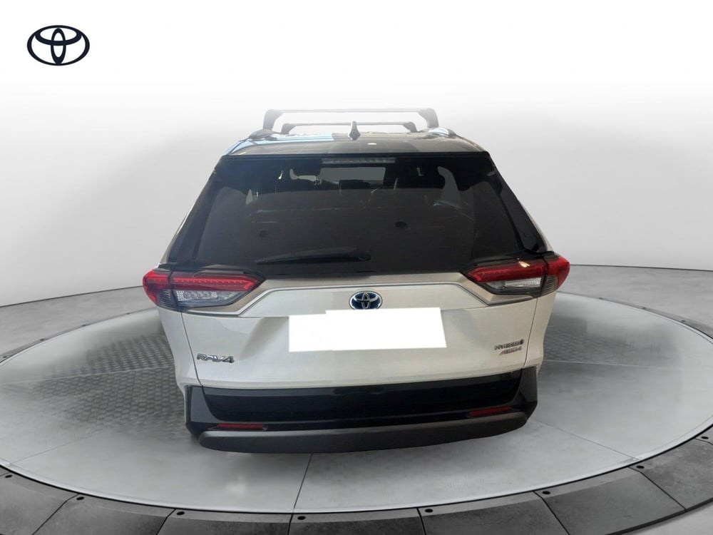 Toyota Rav4 nuova a Sassari (4)