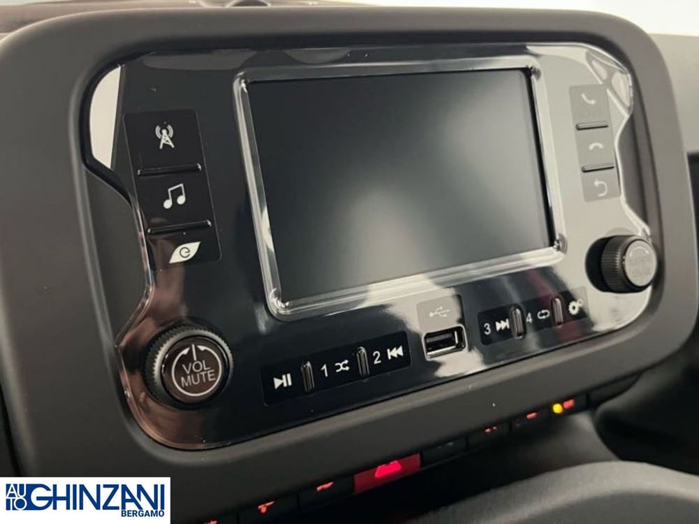 Fiat Panda Cross nuova a Bergamo (9)