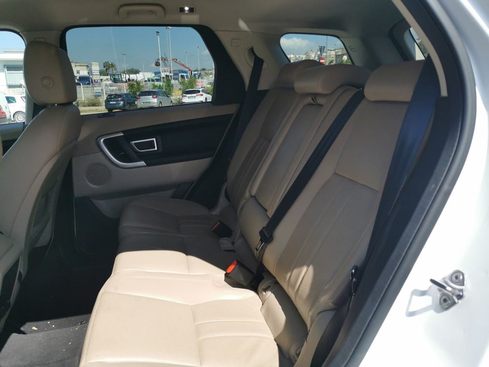 Land Rover Discovery Sport usata a Taranto (11)