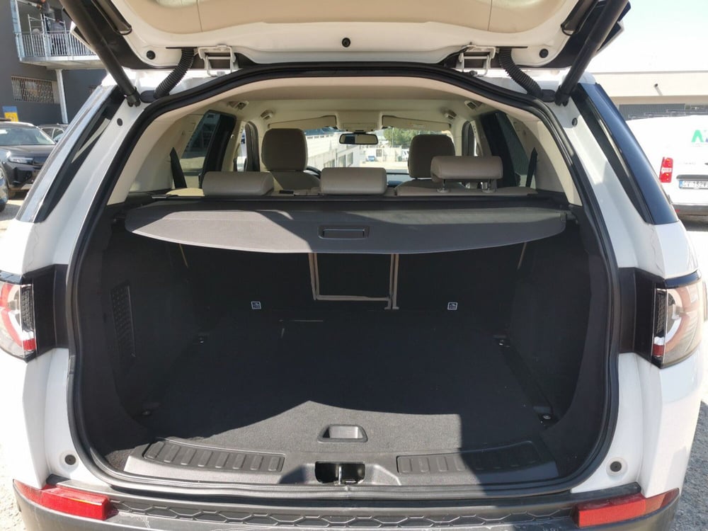 Land Rover Discovery Sport usata a Taranto (12)