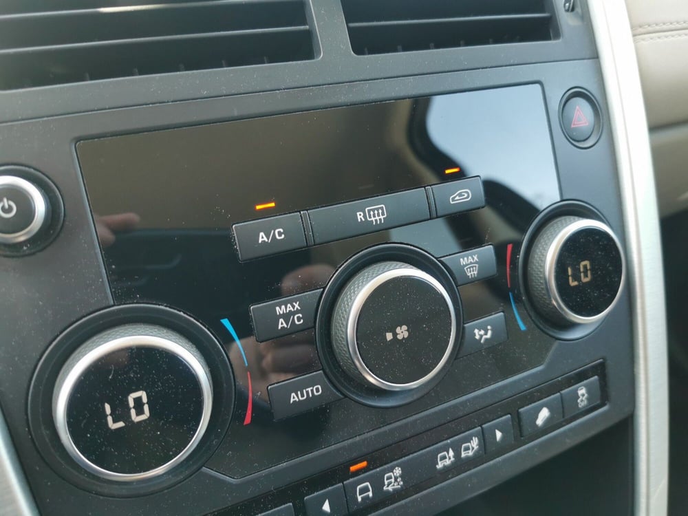 Land Rover Discovery Sport usata a Taranto (13)