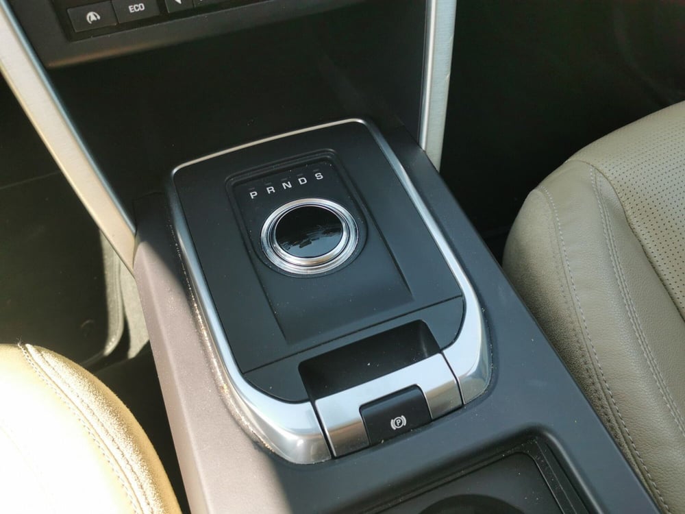 Land Rover Discovery Sport usata a Taranto (14)