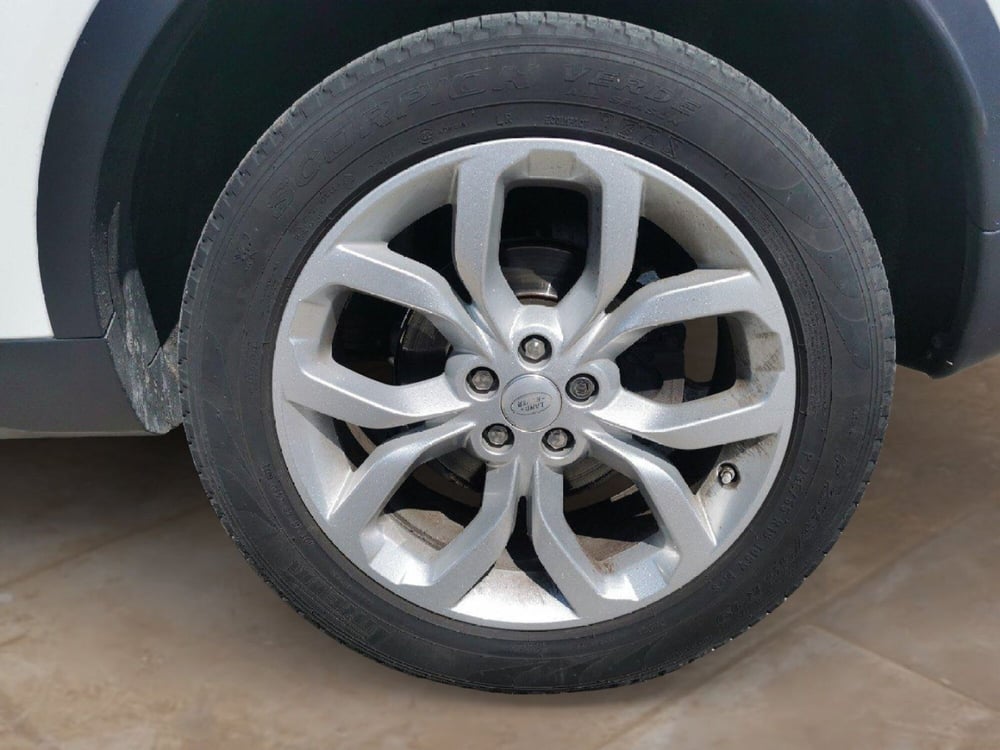 Land Rover Discovery Sport usata a Taranto (19)