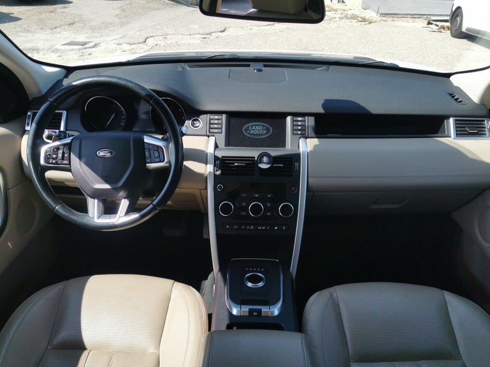 Land Rover Discovery Sport usata a Taranto (8)