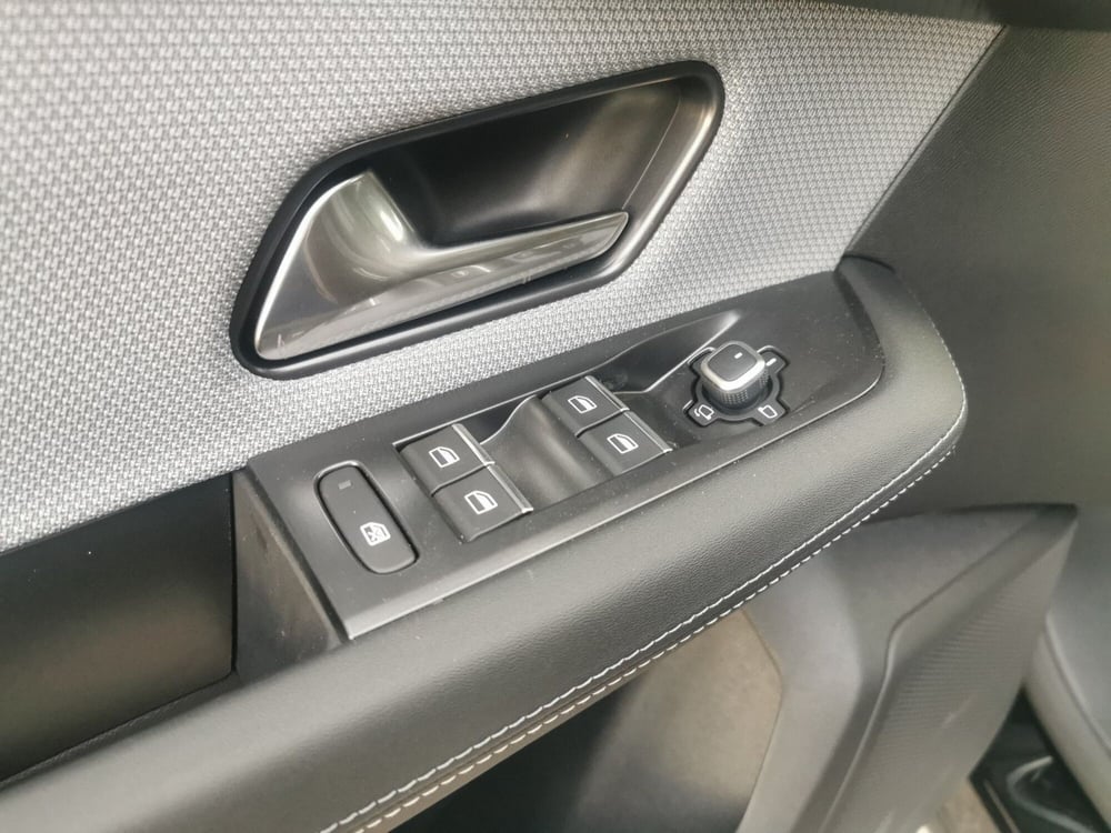 Opel Grandland nuova a Taranto (12)