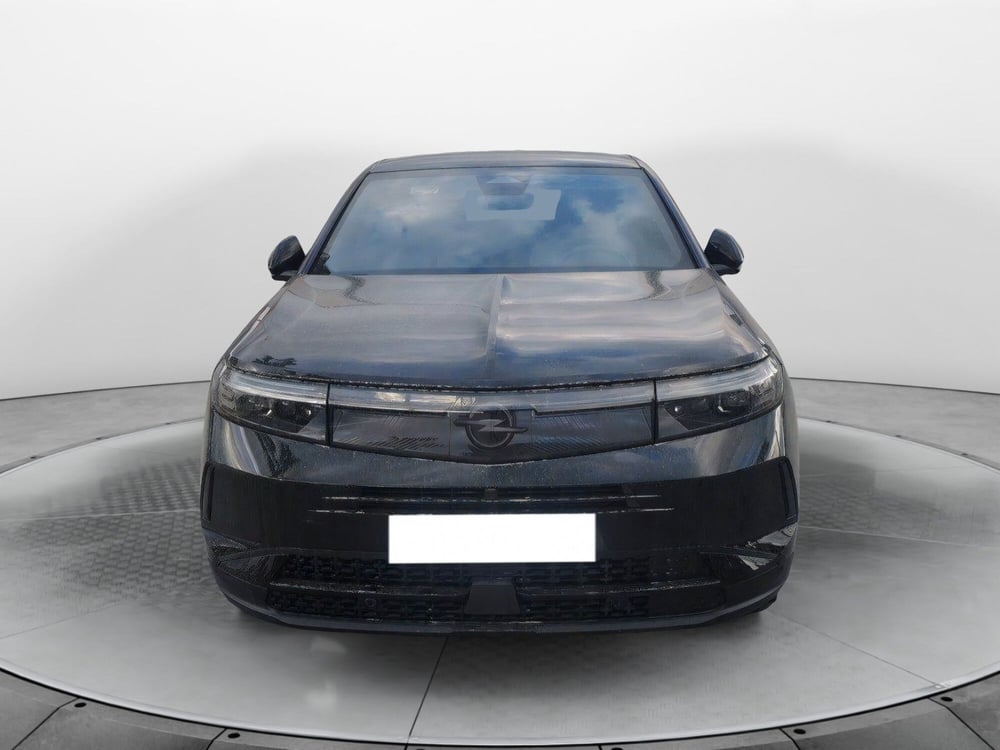 Opel Grandland nuova a Taranto (2)