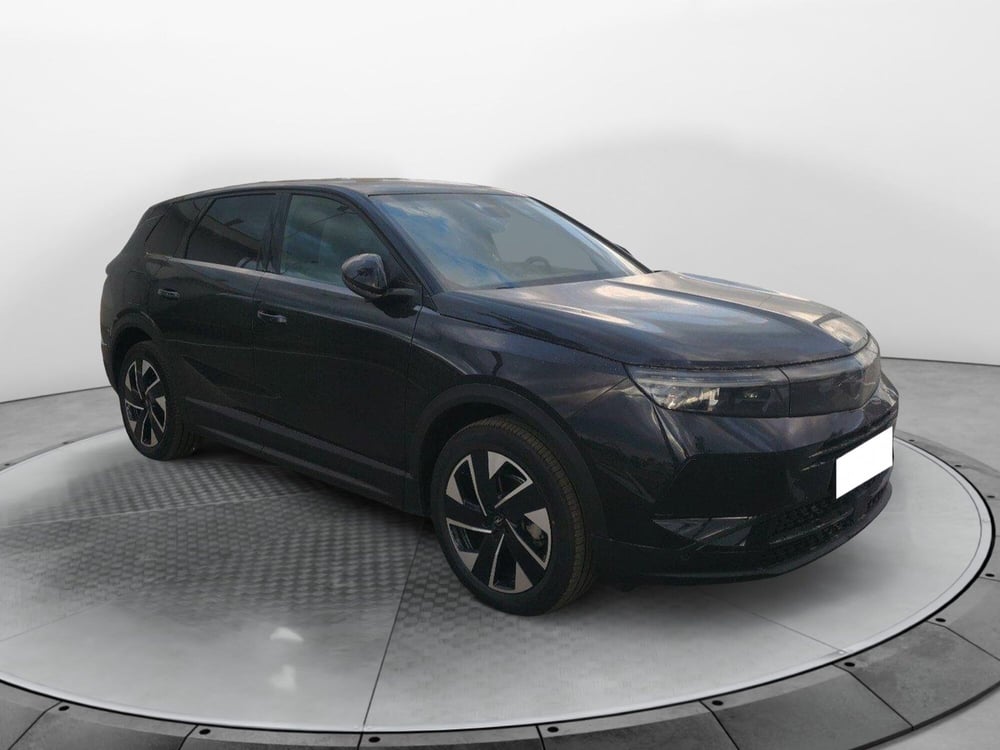 Opel Grandland nuova a Taranto (3)