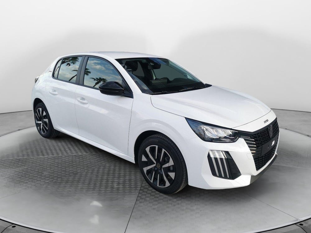 Peugeot 208 nuova a Taranto (3)
