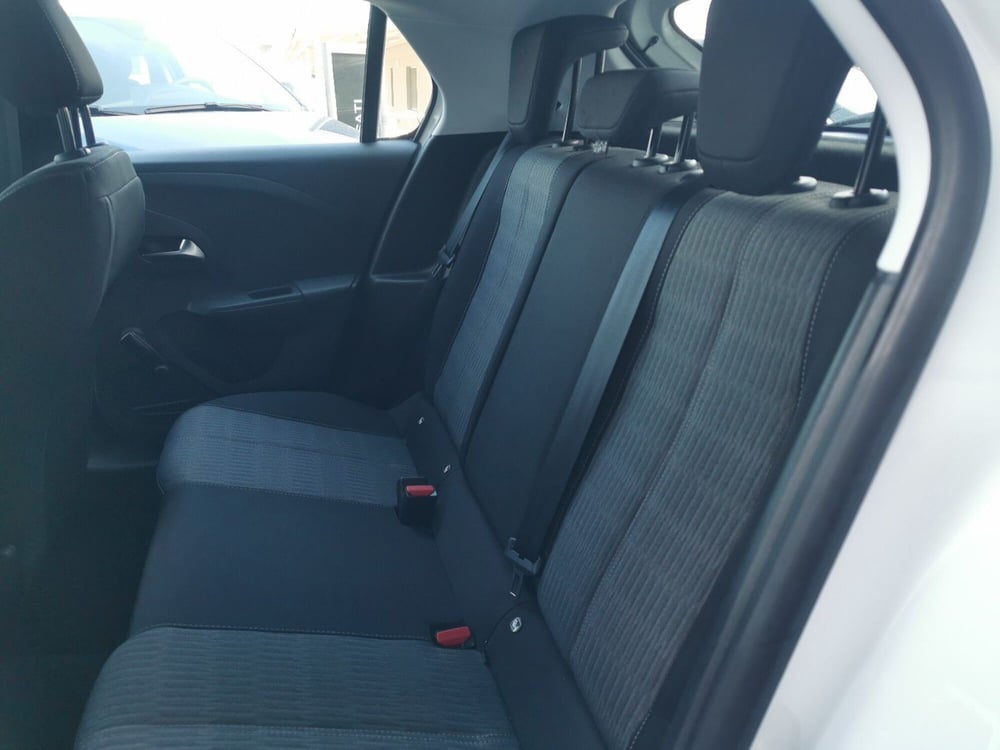 Opel Corsa usata a Taranto (11)