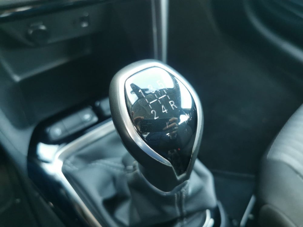 Opel Corsa usata a Taranto (14)