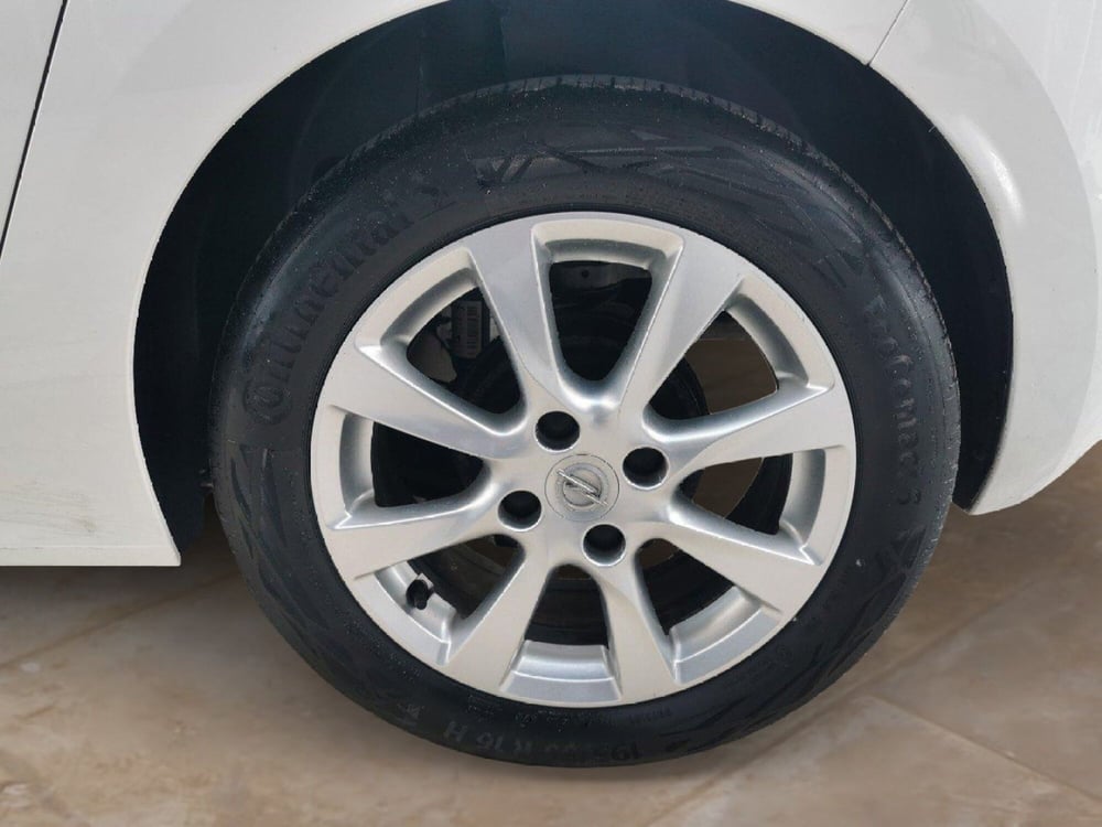 Opel Corsa usata a Taranto (8)