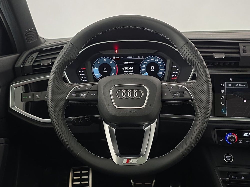 Audi Q3 Sportback nuova a Alessandria (11)