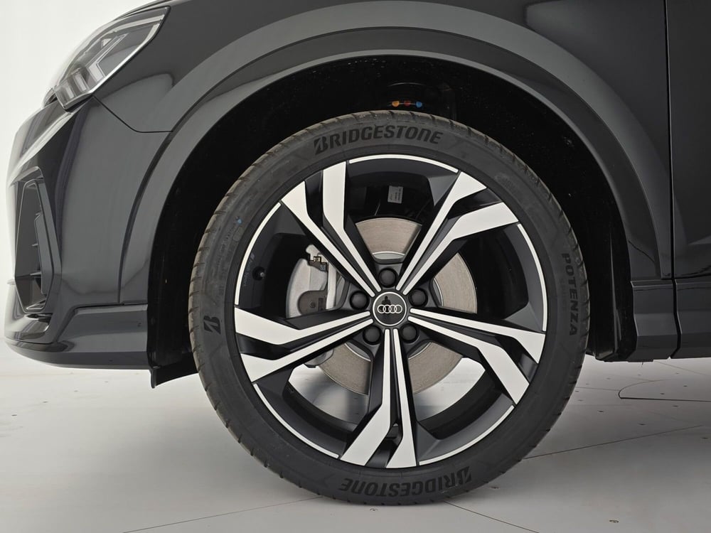 Audi Q3 Sportback nuova a Alessandria (7)