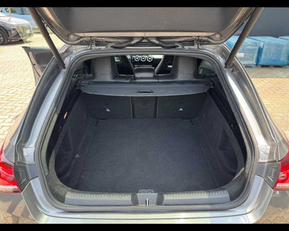 Mercedes-Benz CLA Shooting Brake usata a Bologna (14)