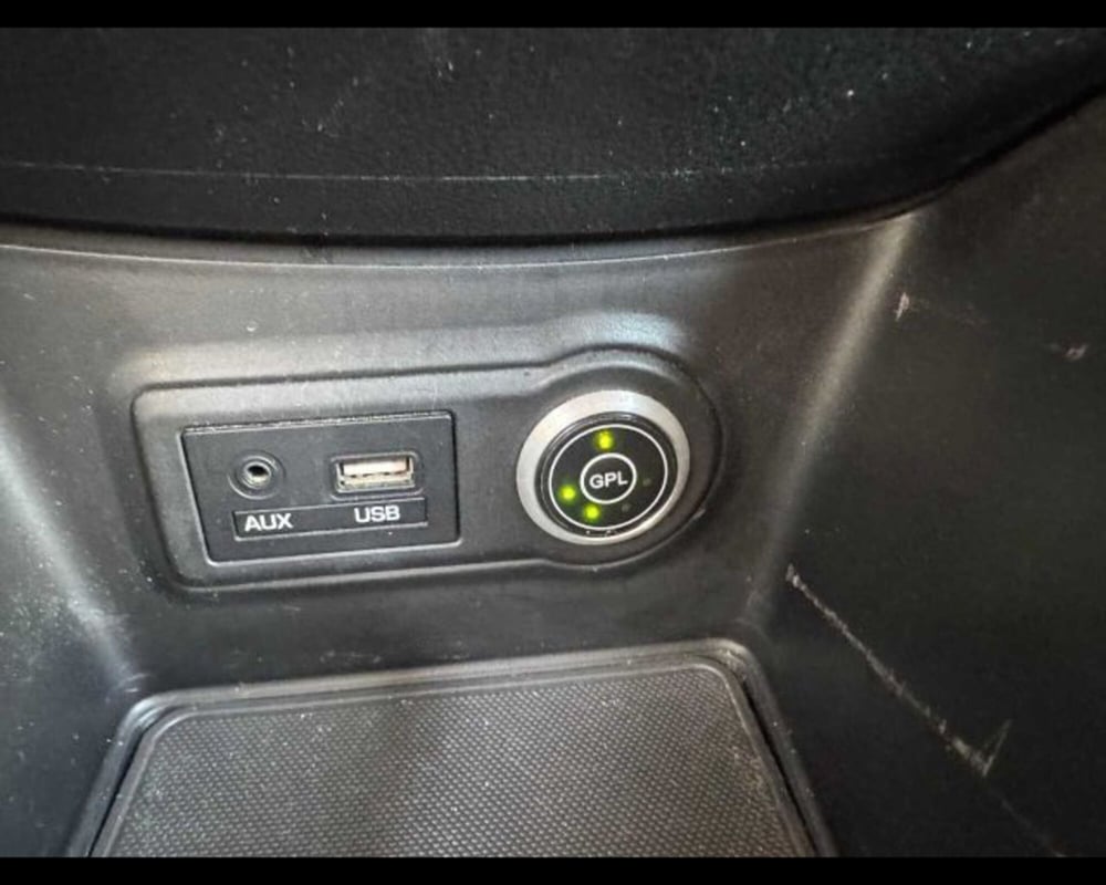 Hyundai ix20 usata a Bologna (12)