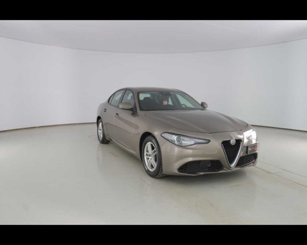 Alfa Romeo Giulia usata a Bologna (3)