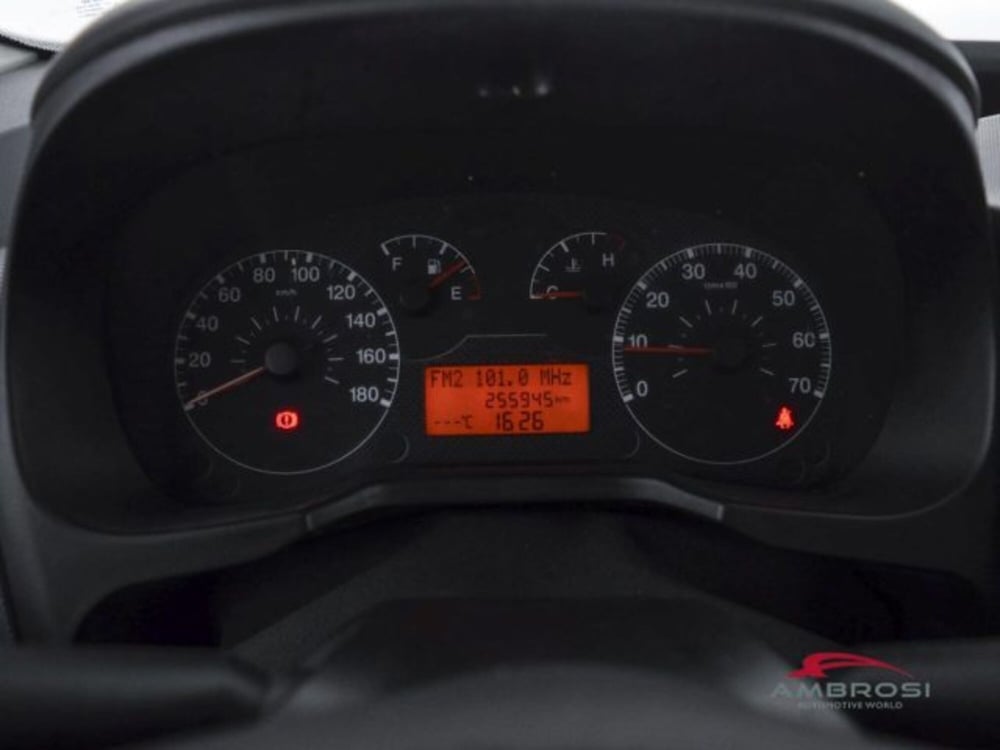 Fiat QUBO usata a Perugia (13)
