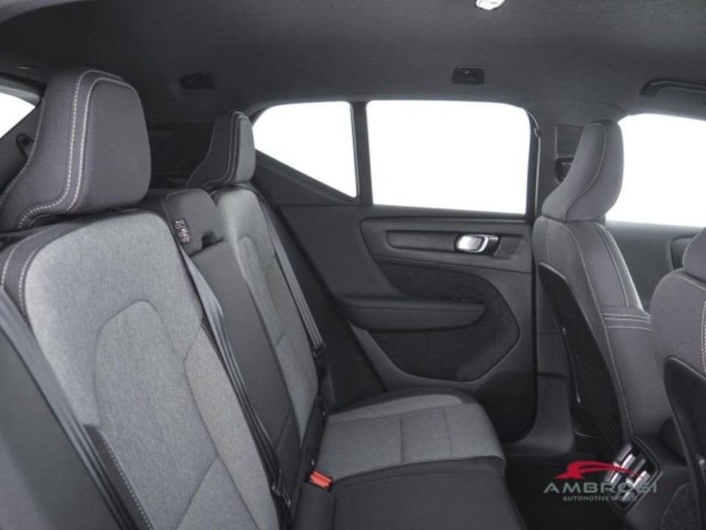 Volvo XC40 usata a Perugia (11)