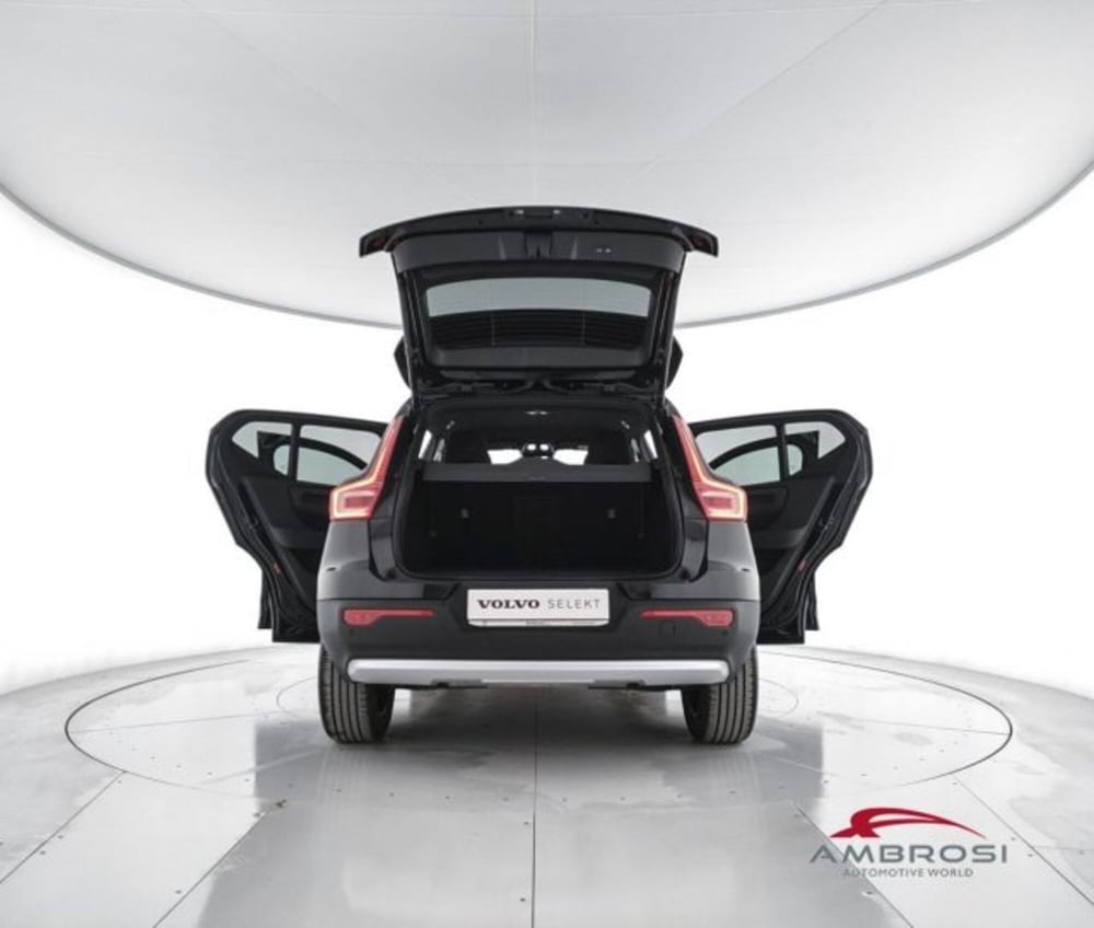 Volvo XC40 usata a Perugia (7)