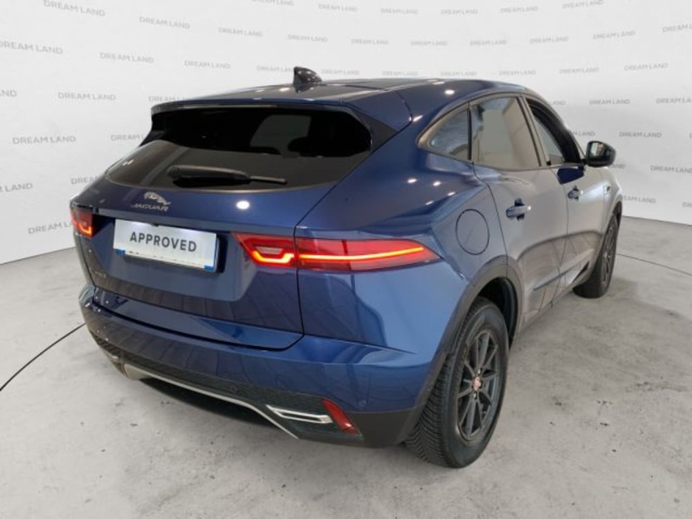 Jaguar E-Pace usata a Livorno (2)