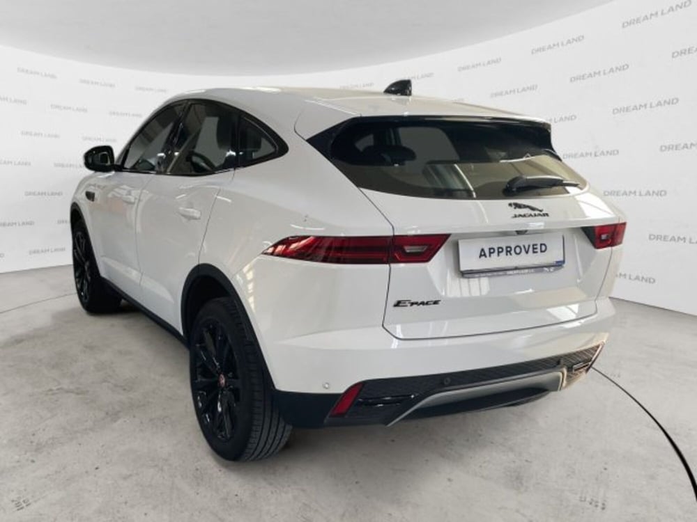Jaguar E-Pace usata a Livorno (12)