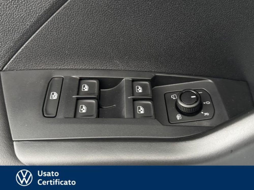 Volkswagen T-Cross nuova a Vicenza (11)