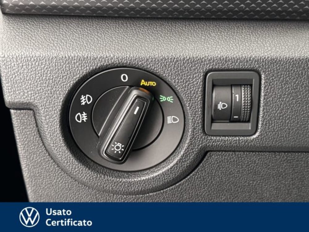 Volkswagen T-Cross usata a Vicenza (12)
