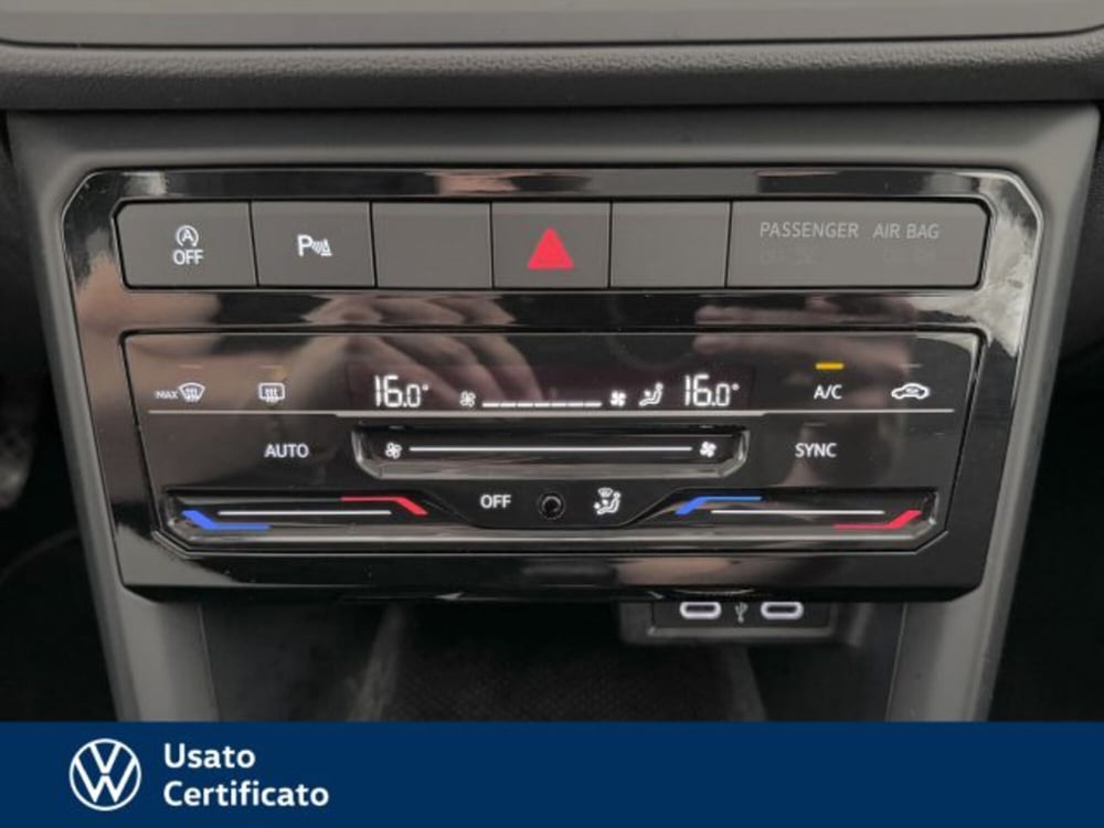 Volkswagen T-Cross usata a Vicenza (16)