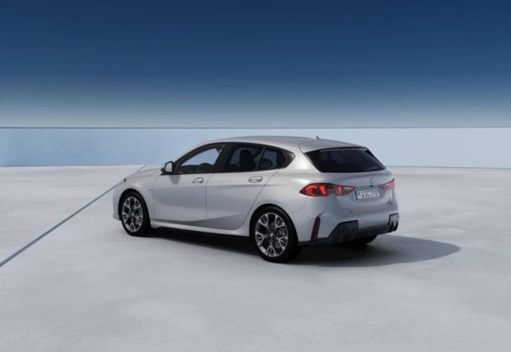 BMW Serie 1 nuova a Modena (2)