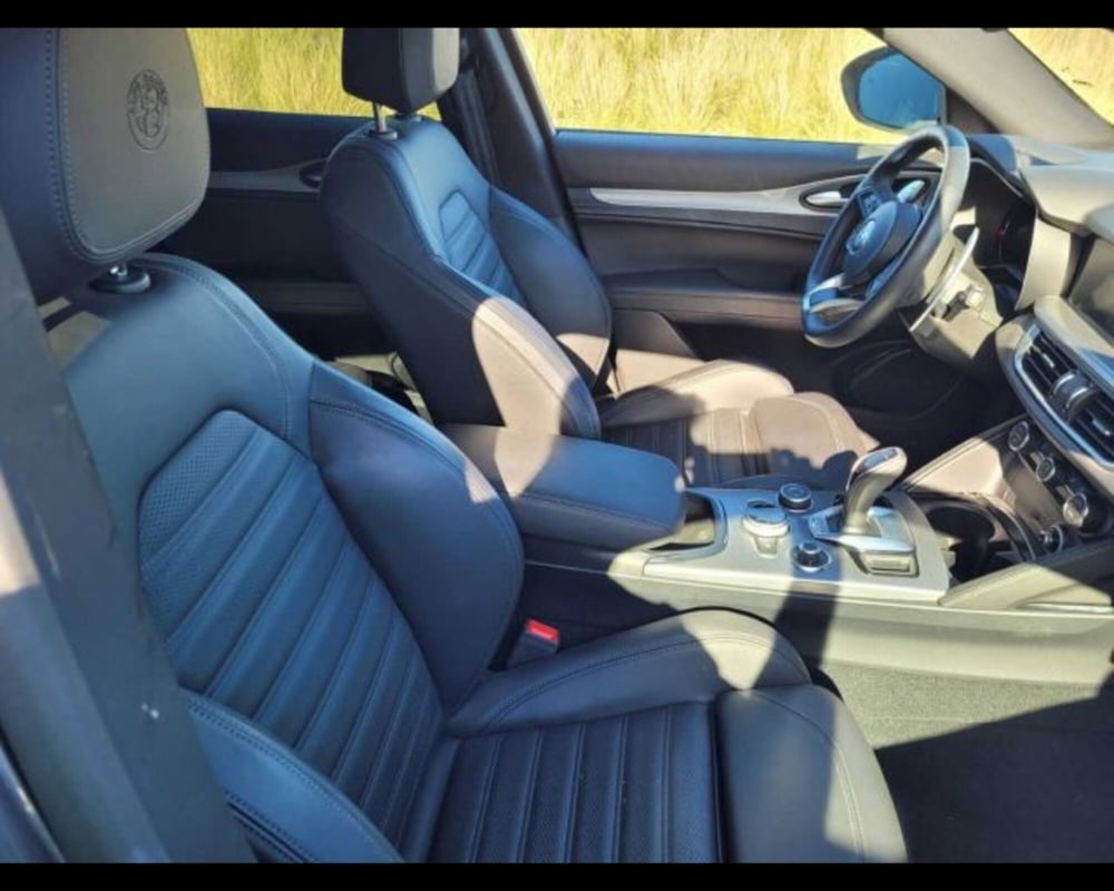 Alfa Romeo Stelvio usata a Aosta (6)