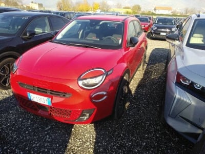 Fiat 600e 54kWh Red del 2023 usata a Pont Saint Martin